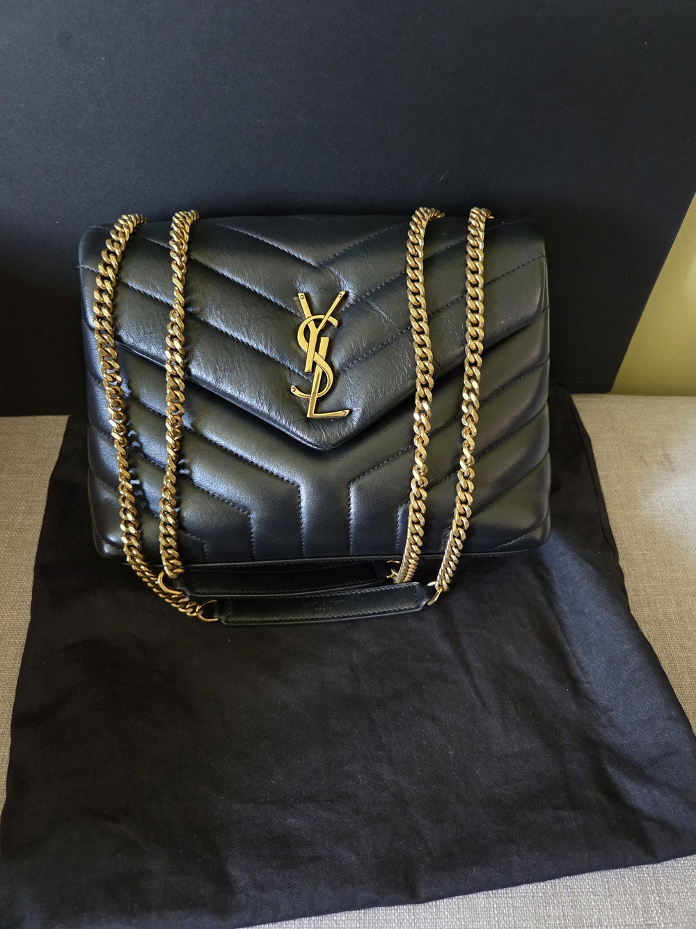 ❤️1880 Cad❤️ YSL Lulu Small Black In GHW